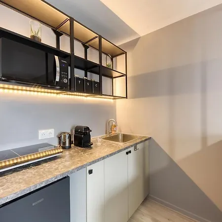 15 Minutes From Paris Apartment